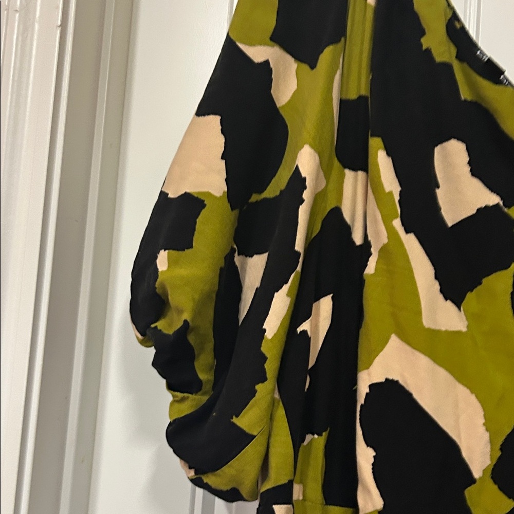 City Chic Olive Green & Black Abstract Midi Dress - Picture 3 of 8